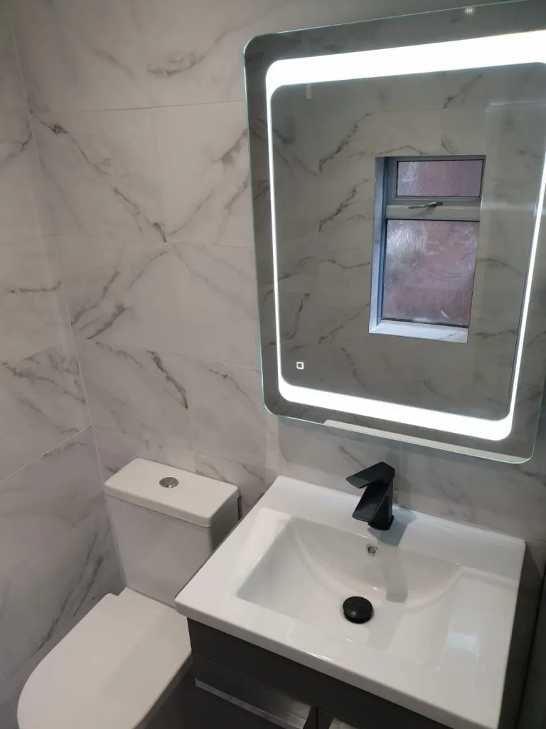 Bathroom - Uddingston